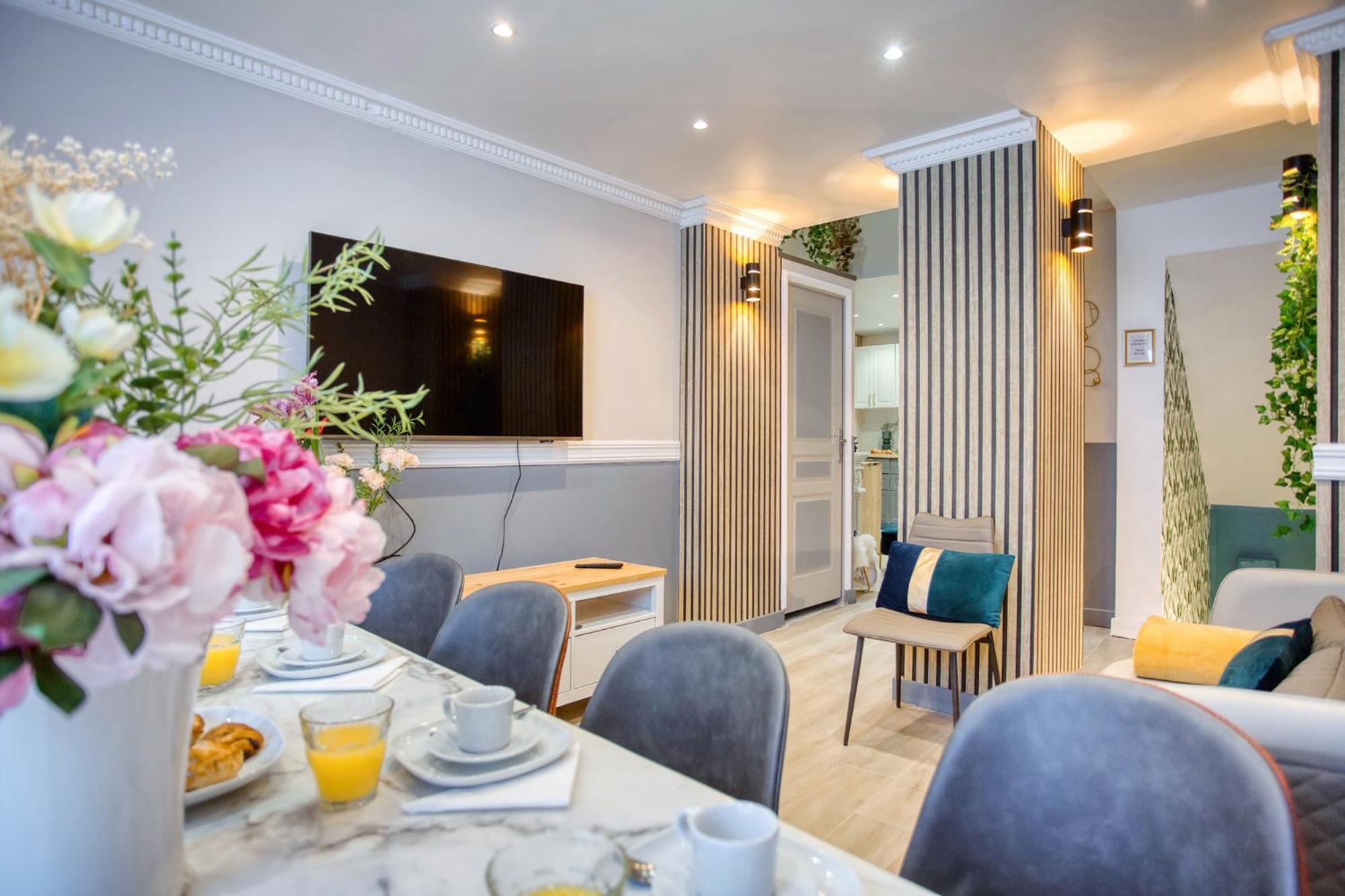 Elegant Triplex In Paris - Ideal For 10 - Aircon Екстер'єр фото